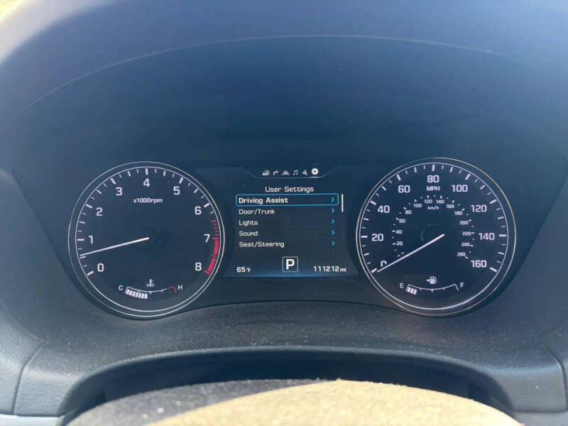 2017 Genesis G80