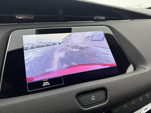 2023 Cadillac XT4 Premium Luxury