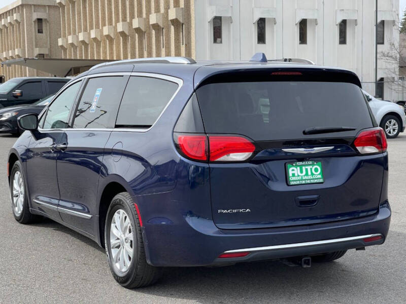 2018 Chrysler Pacifica Touring L Plus