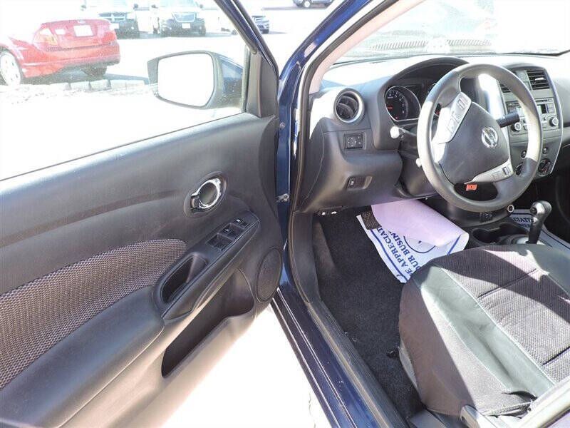 2018 Nissan Versa