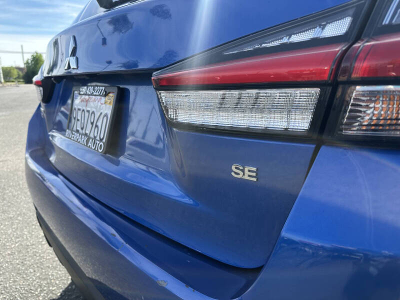 2020 Mitsubishi Outlander Sport SE