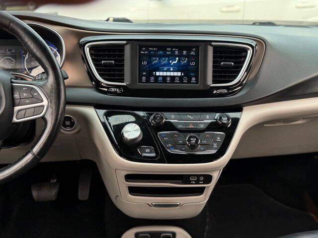 2019 Chrysler Pacifica Touring L
