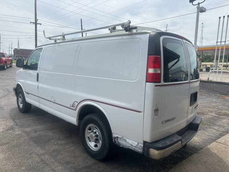 2005 Chevrolet Express 2500
