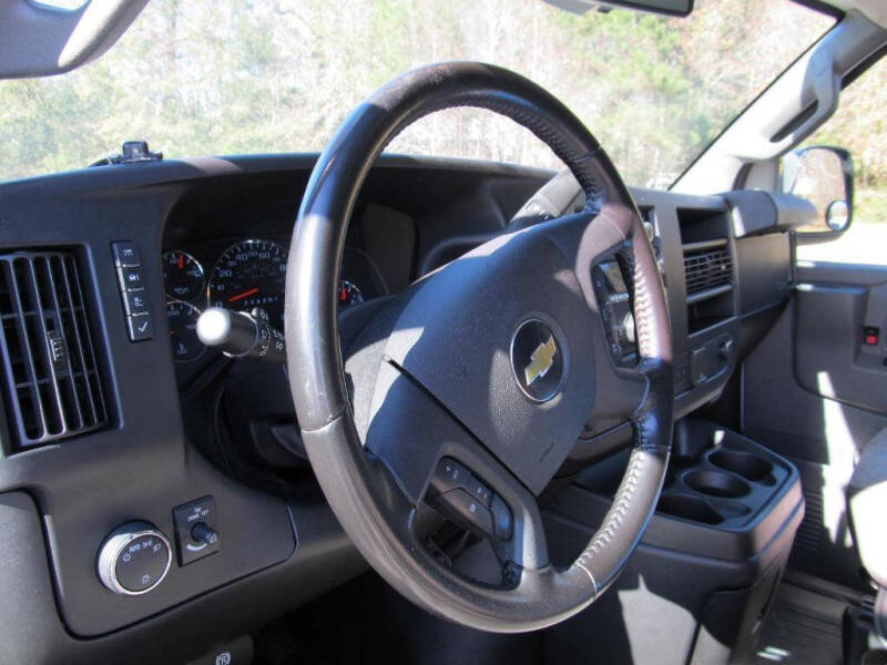 2021 Chevrolet Express 2500