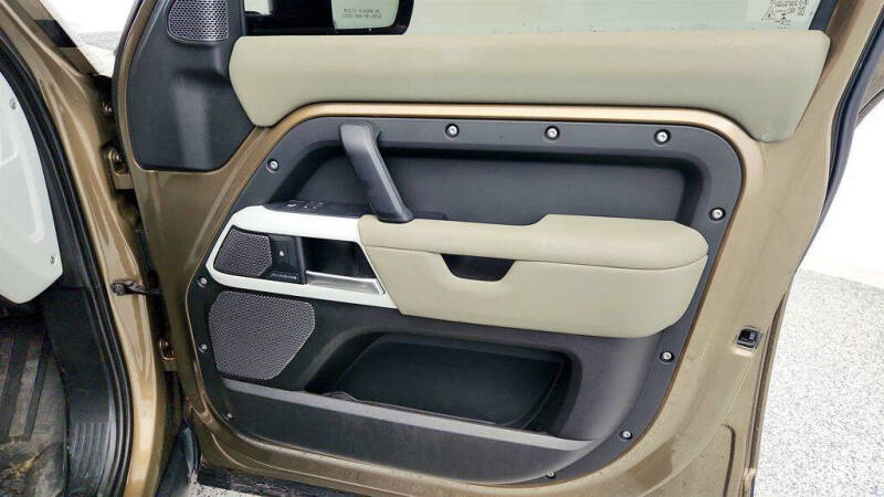 2020 Land Rover Defender 110 First Edition