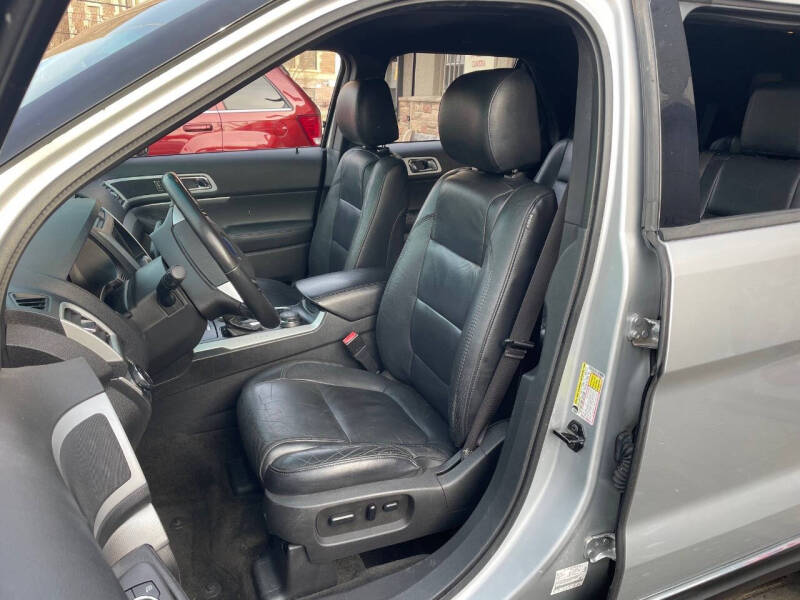 2011 Ford Explorer XLT
