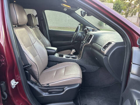 2017 Jeep Grand Cherokee Laredo
