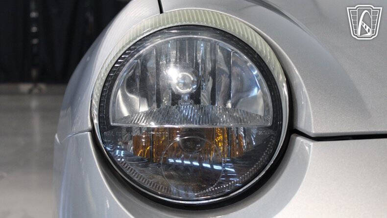 2004 Ford Thunderbird Deluxe