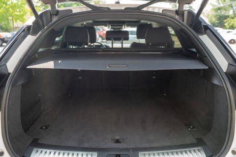 2024 Land Rover Range Rover Velar P250 Dynamic SE