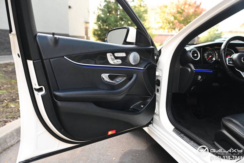 2019 Mercedes-Benz E-Class E 300