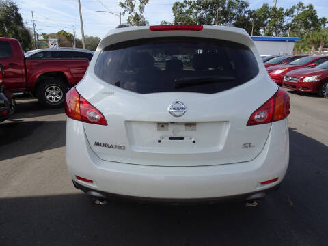 2010 Nissan Murano LE