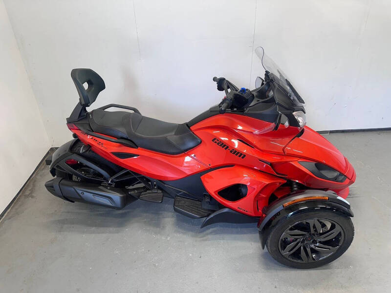 2016 Can-Am Spyder ST SE5