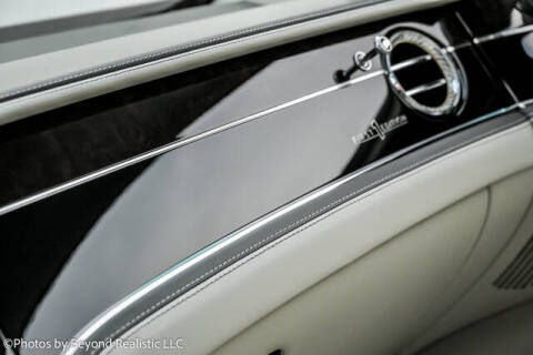 2021 Bentley Flying Spur V8