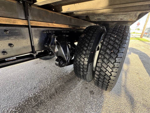 2022 Freightliner M2 106