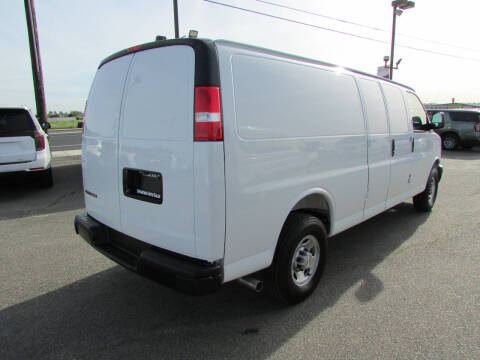 2025 Chevrolet Express 2500