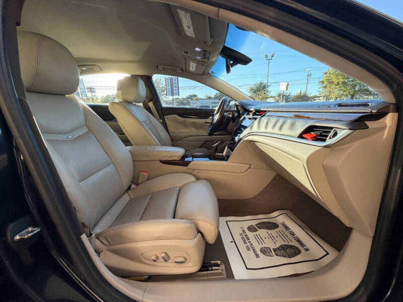 2014 Cadillac XTS Luxury Collection