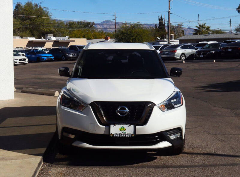 2020 Nissan Kicks SR