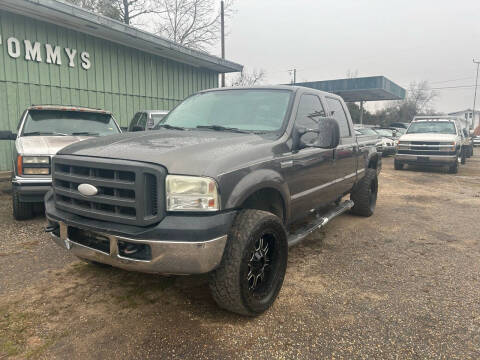 2005 Ford F-250 Super Duty for sale at MISTER TOMMY'S MOTORS LLC in Florence SC