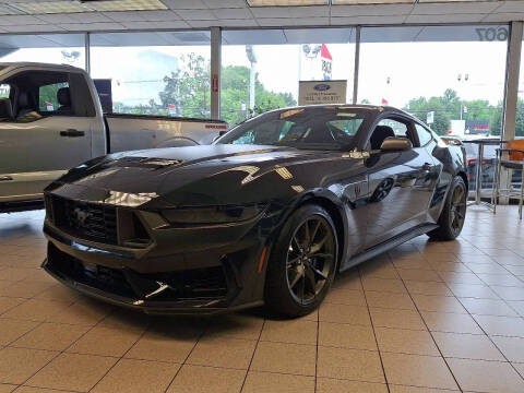 2025 Ford Mustang Dark Horse