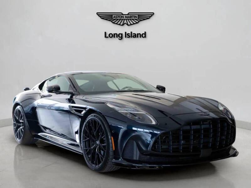 2025 Aston Martin DB12 V8