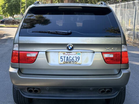 2005 BMW X5 4.4i