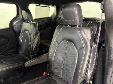 2019 Chrysler Pacifica Touring L Plus