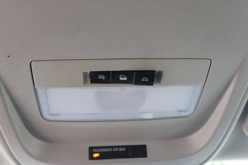 2022 GMC Canyon Elevation Standard