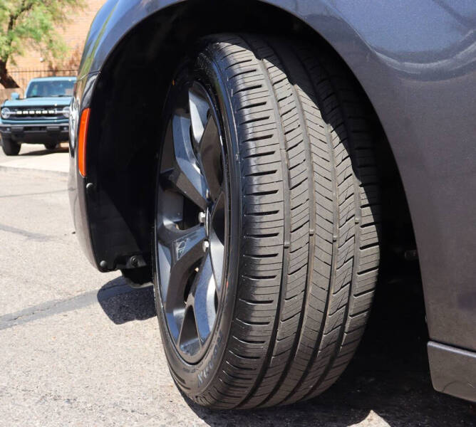 2022 Chrysler 300 S V6