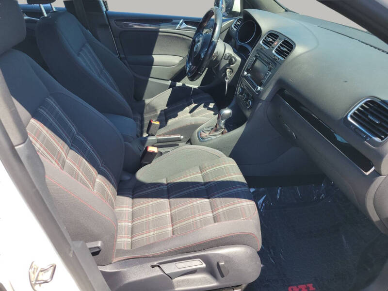 2011 Volkswagen GTI Autobahn PZEV