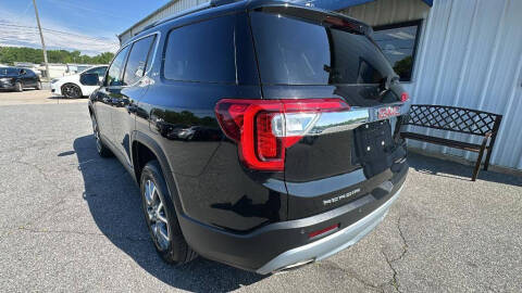 2023 GMC Acadia SLT