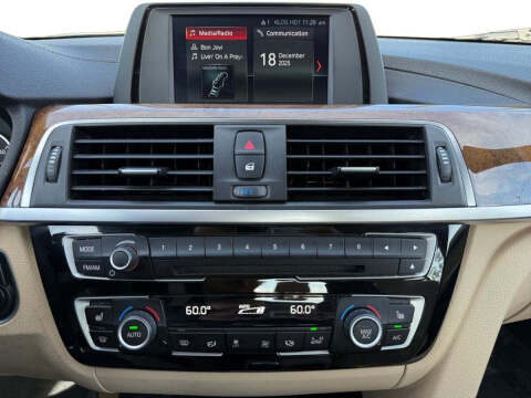 2018 BMW 3 Series 330i