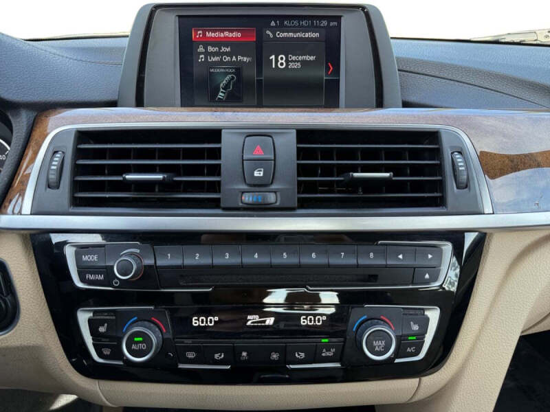 2018 BMW 3 Series 330i