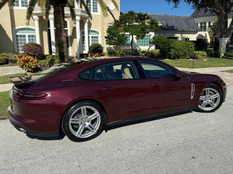 2018 Porsche Panamera 4 Executive