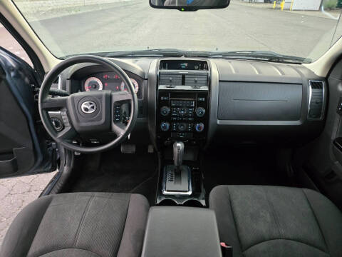 2010 Mazda Tribute i Touring