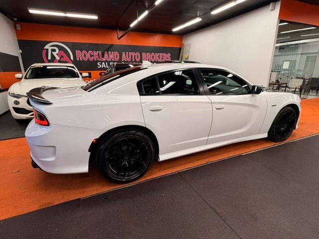 2021 Dodge Charger GT