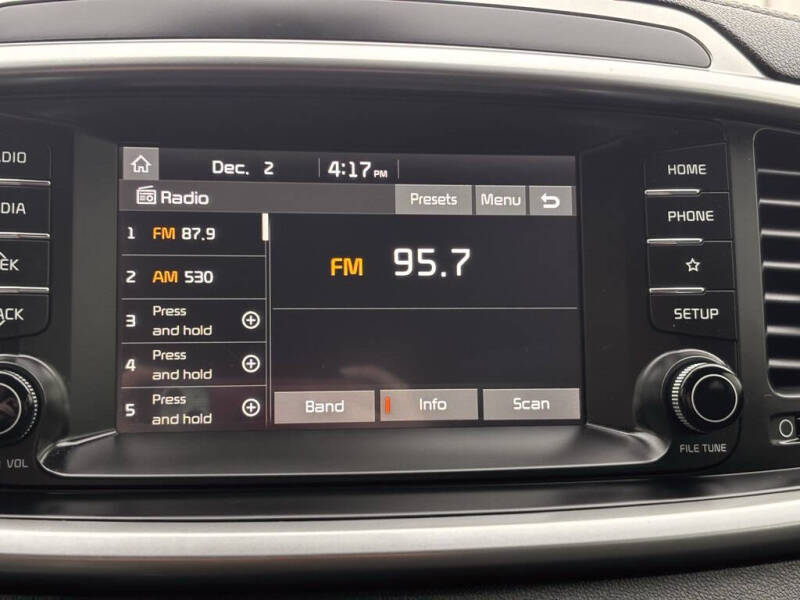 2019 Kia Sorento LX V6