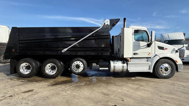 2018 PETERBILT 579 SUPER 10 DUMP TRUCK 18' NEW BODY for sale at KING TRUCK TRAILER SALES in Bakersfield, CA