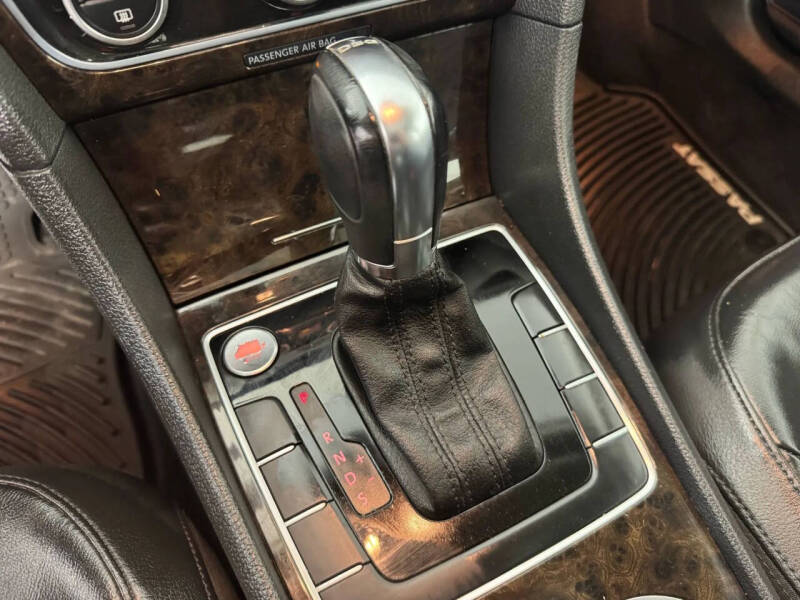 2014 Volkswagen Passat 2.0L TDI SEL Premium