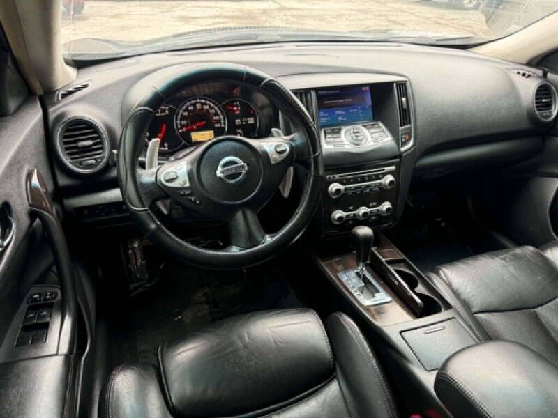 2012 Nissan Maxima