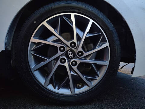 2020 Hyundai Elantra