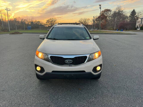 2011 Kia Sorento for sale at Reliable Motors in Seekonk MA