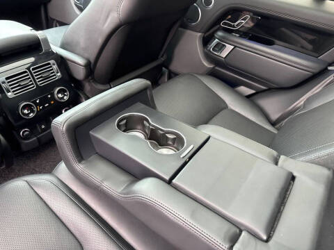 2020 Land Rover Range Rover P525 HSE