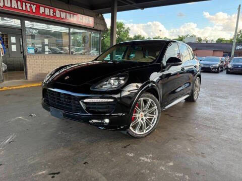 2014 Porsche Cayenne GTS
