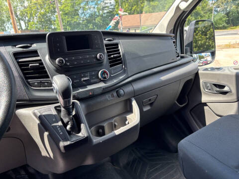 2024 Ford Transit 250