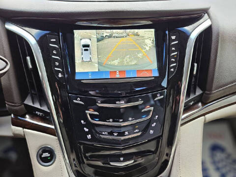 2017 Cadillac Escalade Premium Luxury