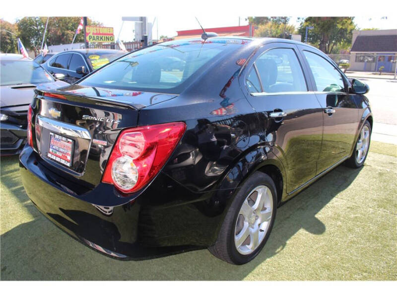 2016 Chevrolet Sonic LTZ Auto