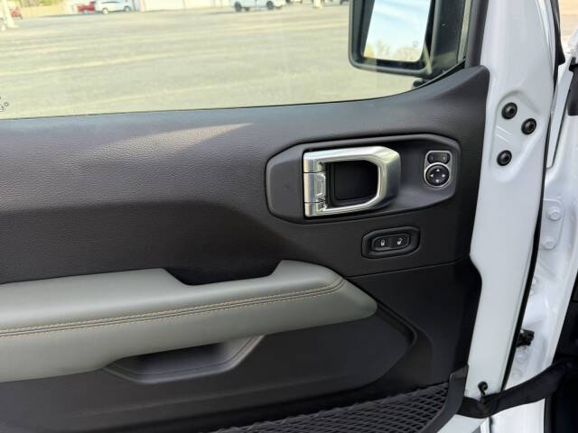 2026 Jeep Gladiator Mojave