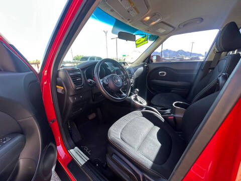 2016 Kia Soul +
