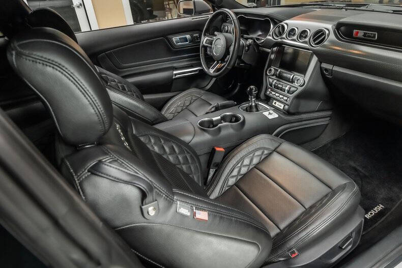2021 Ford Mustang