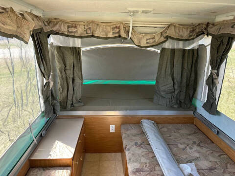 2004 Fleetwood RV POP UP